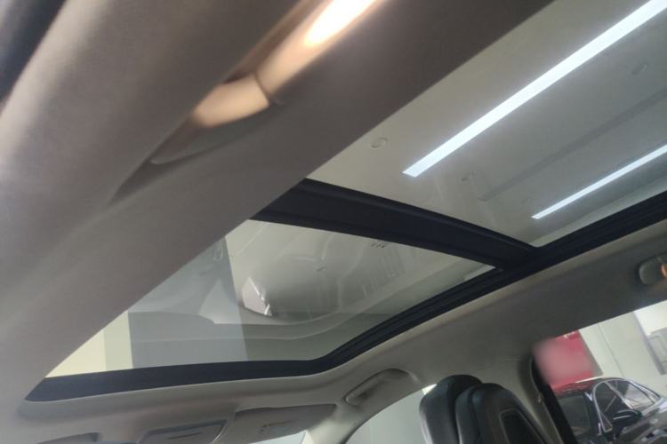 Used Hongqi HS3 2023 1.5T Two-Wheel Drive Shanwei Edition Headliner