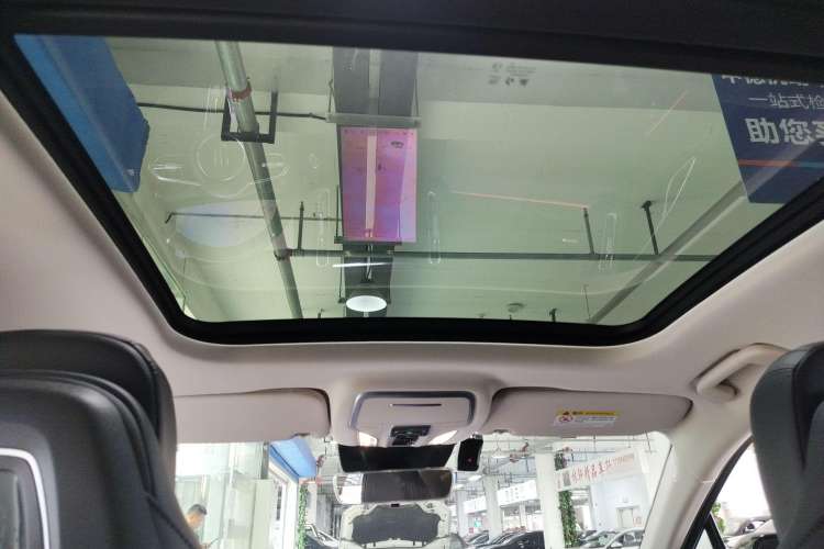 Used Hongqi HS3 2023 1.5T Two-Wheel Drive Shanwei Edition Headliner