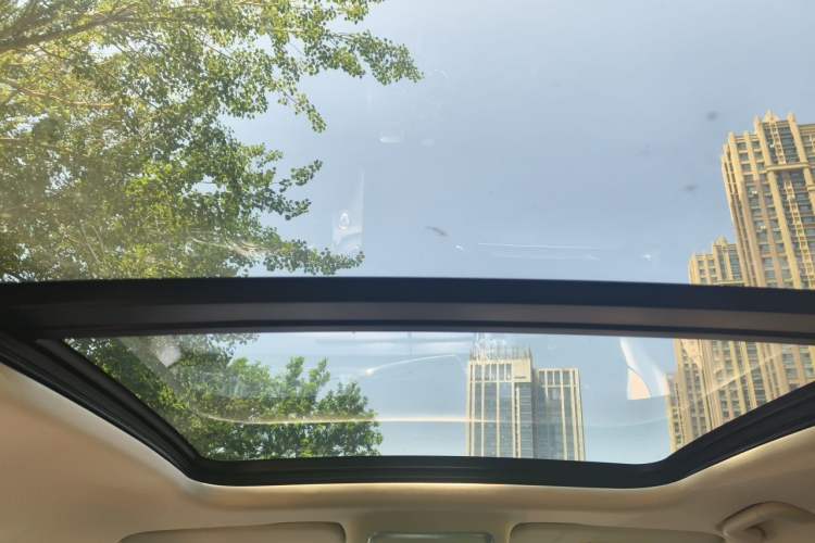 Used Hongqi HS3 2023 1.5T Two-Wheel Drive Shanwei Edition Headliner