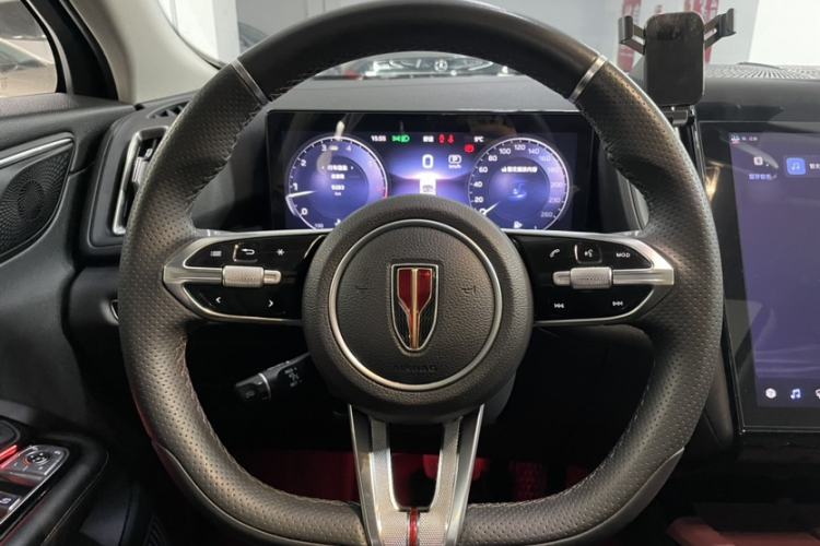 Used Hongqi HS3 2023 1.5T Two-Wheel Drive Shanwei Edition Interior 2
