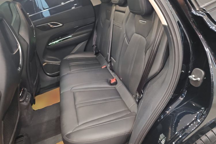 Used Hongqi HS3 2023 1.5T Two-Wheel Drive Shanwei Edition Interior 4