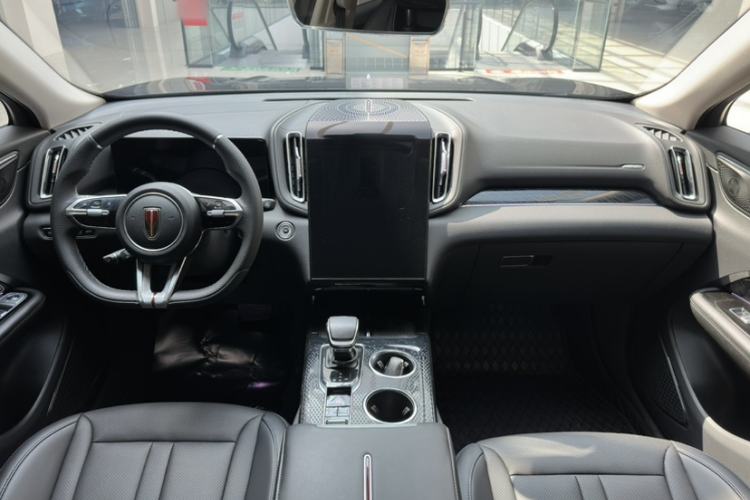Used Hongqi HS3 2023 1.5T Two-Wheel Drive Shanwei Edition Interior 5