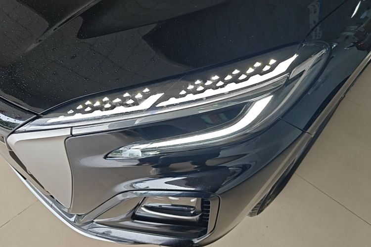Used Hongqi HS3 2023 1.5T Two-Wheel Drive Shanwei Edition Left Front Headlight