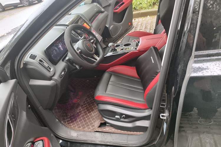 Used Hongqi HS3 2023 2.0T Two-Wheel Drive Available Version Left Front Seat