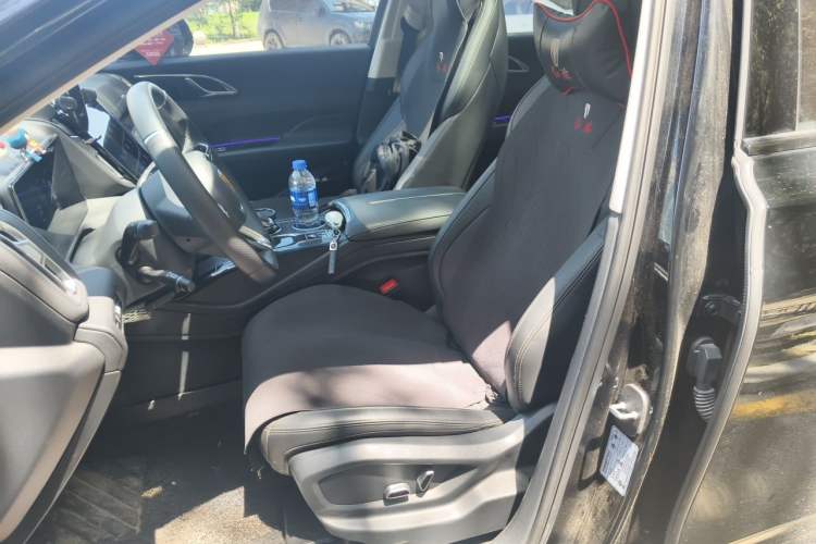 Used Hongqi HS3 2023 1.5T Two-Wheel Drive Shanwei Edition Left Front Seat