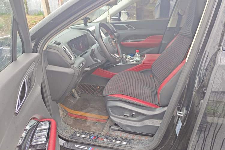Used Hongqi HS3 2023 1.5T Two-Wheel Drive Shanwei Edition Left Front Seat