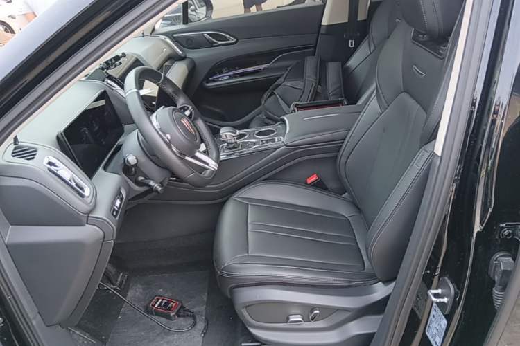 Used Hongqi HS3 2023 1.5T Two-Wheel Drive Shanwei Edition Left Front Seat