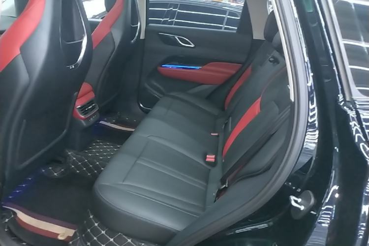 Used Hongqi HS3 2023 1.5T Two-Wheel Drive Shanwei Edition Left Rear Seat