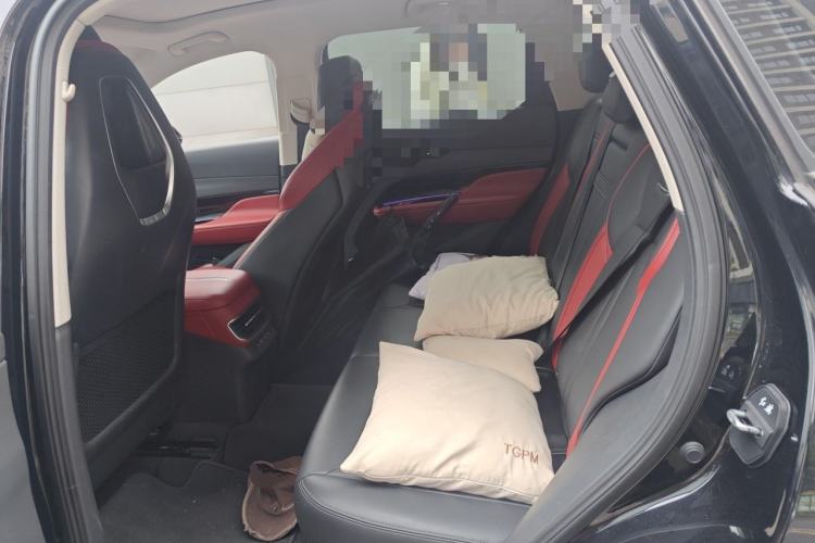 Used Hongqi HS3 2023 1.5T Two-Wheel Drive Shanwei Edition Left Rear Seat