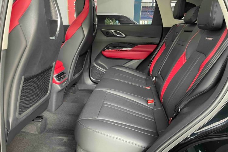 Used Hongqi HS3 2023 1.5T Two-Wheel Drive Shanwei Edition Right Front Seat