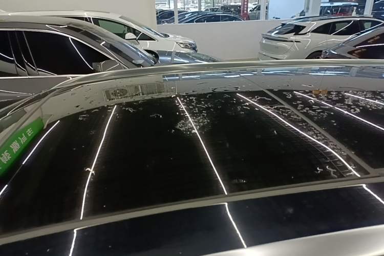 Used Hongqi HS3 2023 1.5T Two-Wheel Drive Shanwei Edition Roof