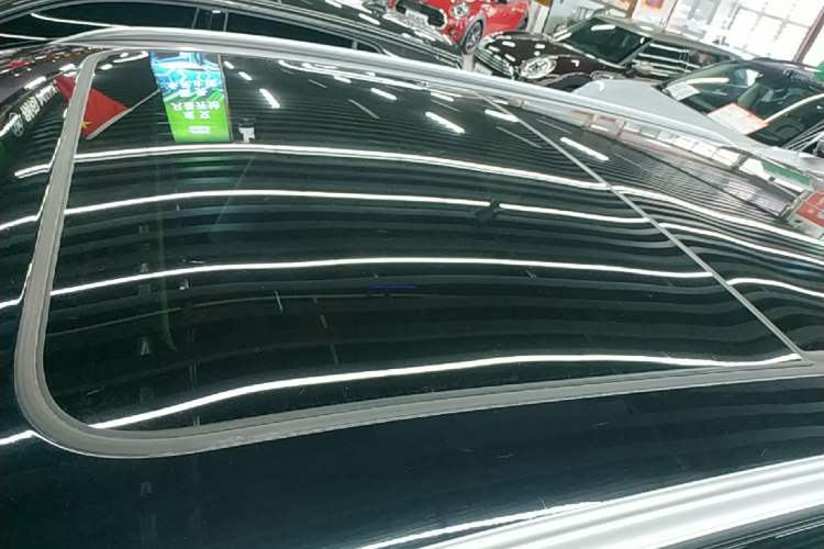 Used Hongqi HS3 2023 1.5T Two-Wheel Drive Shanwei Edition Roof