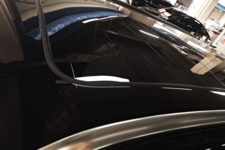 Used Hongqi HS3 2023 1.5T Two-Wheel Drive Shanwei Edition Roof