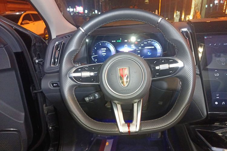 Used Hongqi HS3 2023 1.5T Two-Wheel Drive Shanwei Edition Steering Wheel
