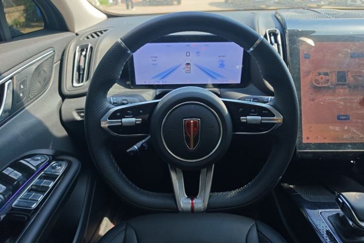 Used Hongqi HS3 2023 1.5T Two-Wheel Drive Shanwei Edition Steering Wheel