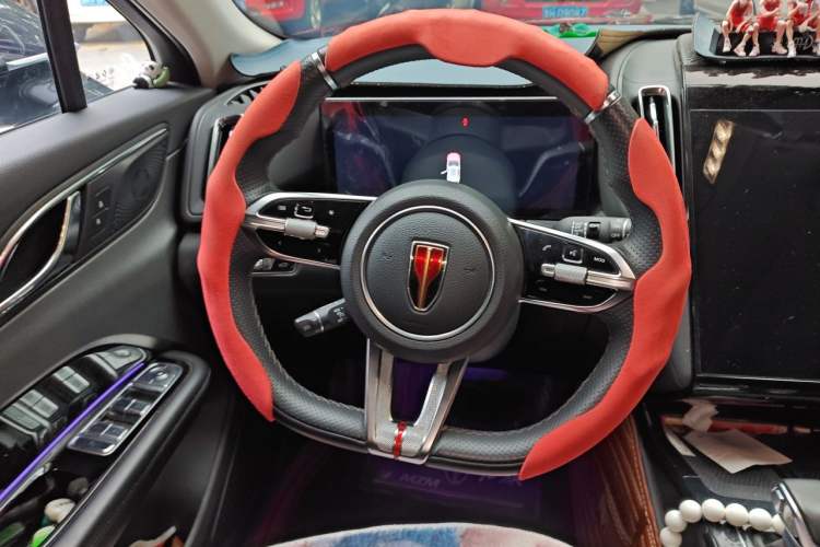 Used Hongqi HS3 2023 1.5T Two-Wheel Drive Shanwei Edition Steering Wheel
