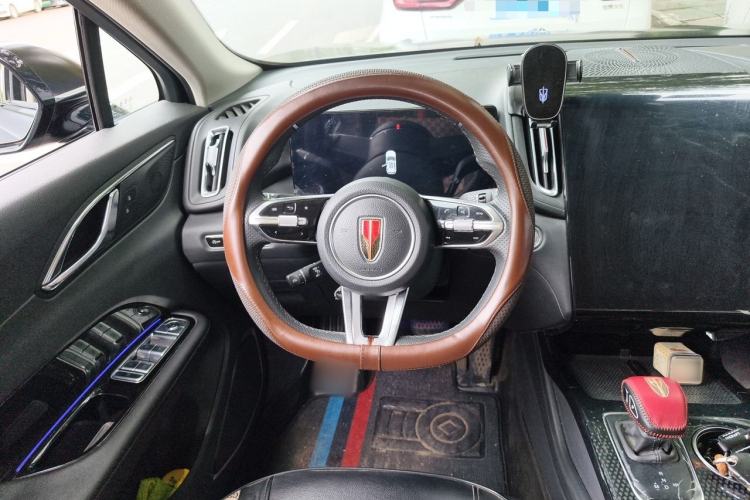 Used Hongqi HS3 2023 1.5T Two-Wheel Drive Shanwei Edition Steering Wheel