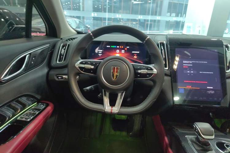Used Hongqi HS3 2023 1.5T Two-Wheel Drive Shanwei Edition Steering Wheel