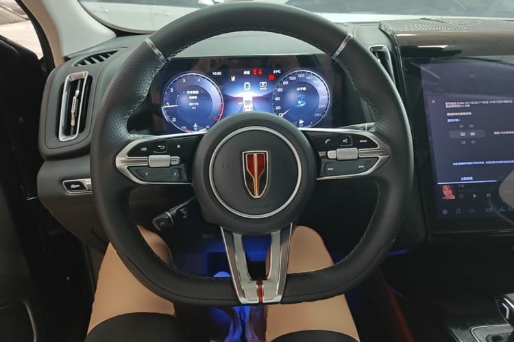 Used Hongqi HS3 2023 1.5T Two-Wheel Drive Shanwei Edition Steering Wheel