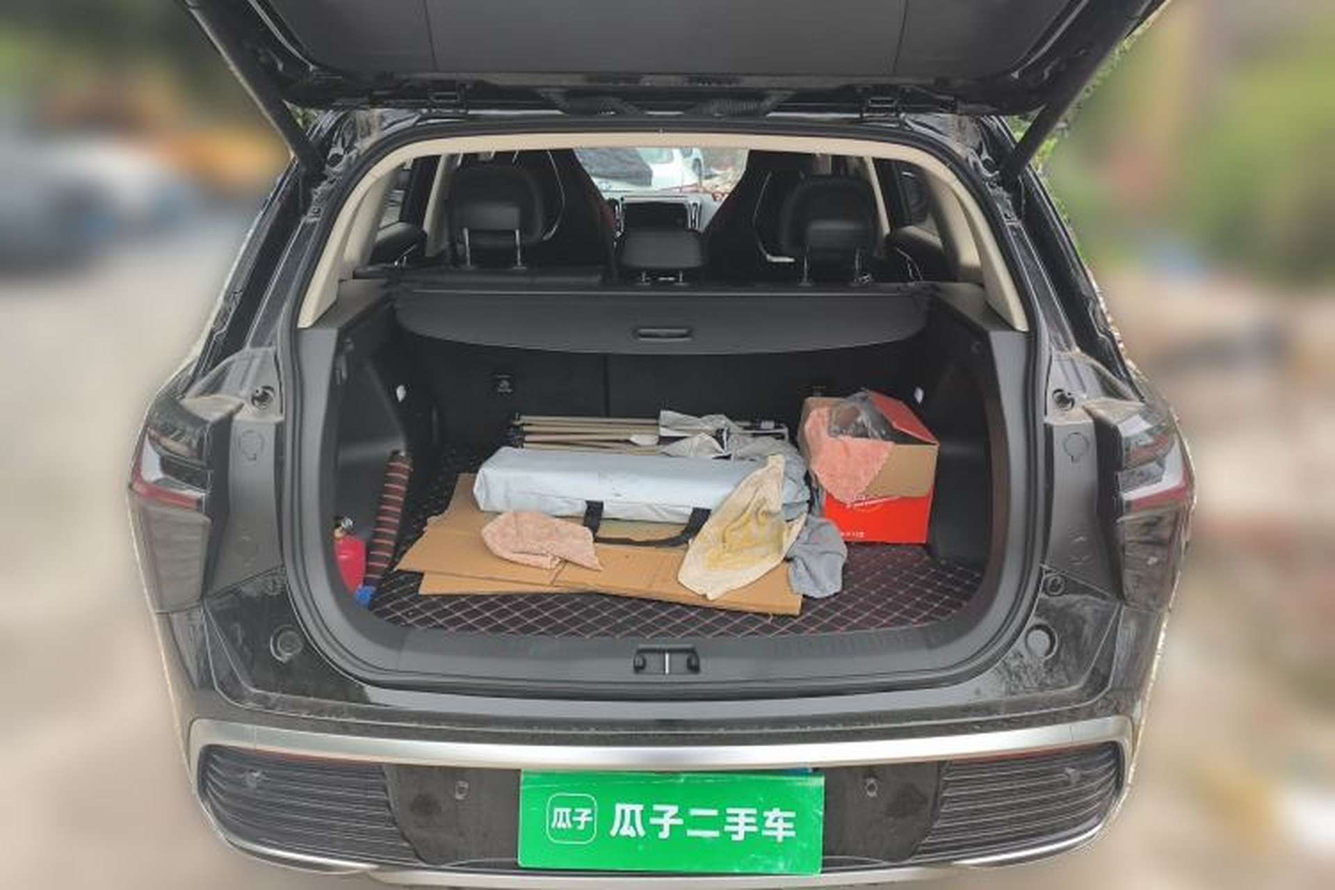 Used Hongqi HS3 2023 1.5T Two-Wheel Drive Shanwei Edition HEV Trunk