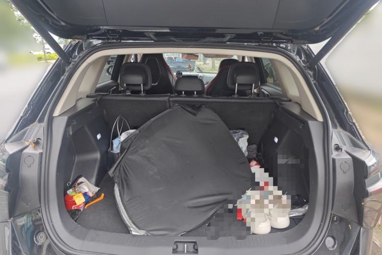 Used Hongqi HS3 2023 1.5T Two-Wheel Drive Shanwei Edition Trunk