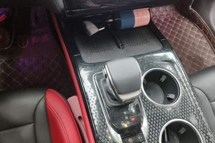 Used Hongqi HS3 2023 2.0T Two-Wheel Drive Available Version Vehicle Key