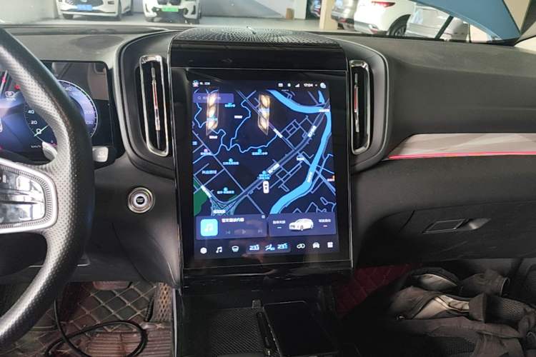 Used Hongqi HS3 2023 2.0T All-Wheel-Drive Youwei Version Audio And AC Panel