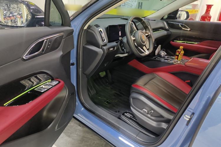 Used Hongqi HS3 2023 1.5T Two-Wheel Drive Shanwei Edition Driver Seat
