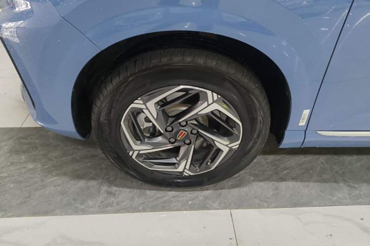 Used Hongqi HS3 2023 1.5T Two-Wheel Drive Shanwei Edition Exterior 4
