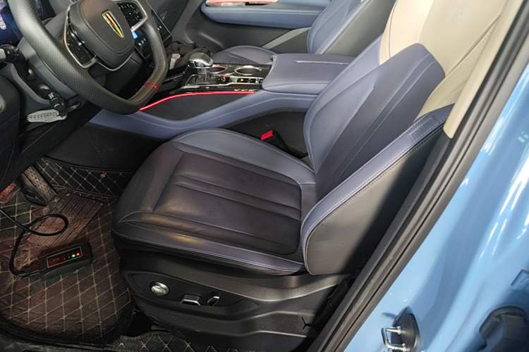 Used Hongqi HS3 2023 2.0T All-Wheel-Drive Youwei Version Left Front Seat