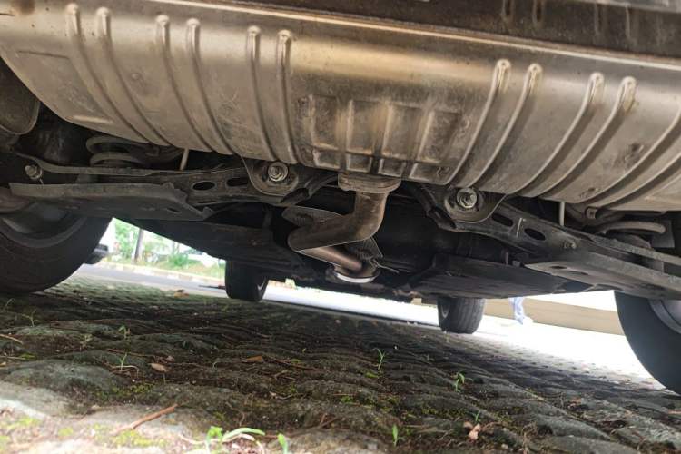 Used Hongqi HS3 2023 1.5T Two-Wheel Drive Shanwei Edition Chassis Rear