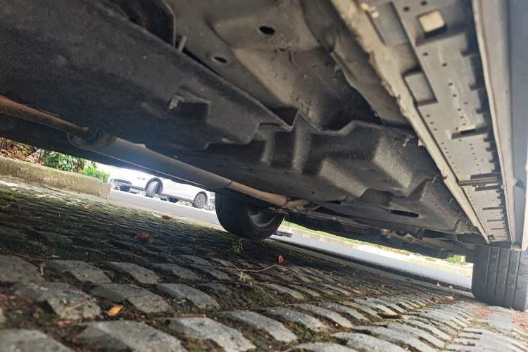 Used Hongqi HS3 2023 1.5T Two-Wheel Drive Shanwei Edition Chassis Rear Right