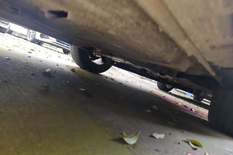 Used Hongqi HS3 2023 1.5T Two-Wheel Drive Shanwei Edition Chassis Front Right