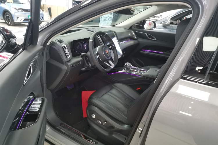 Used Hongqi HS3 2023 2.0T All-Wheel-Drive Youwei Version Driver Seat