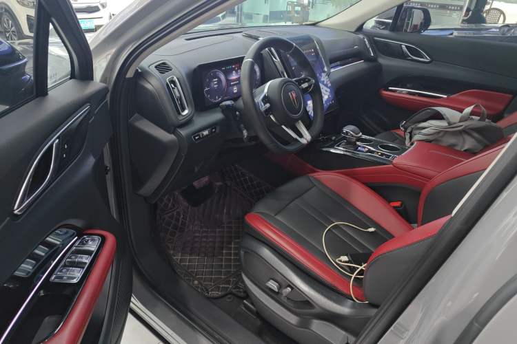Used Hongqi HS3 2023 1.5T Two-Wheel Drive Shanwei Edition Driver Seat