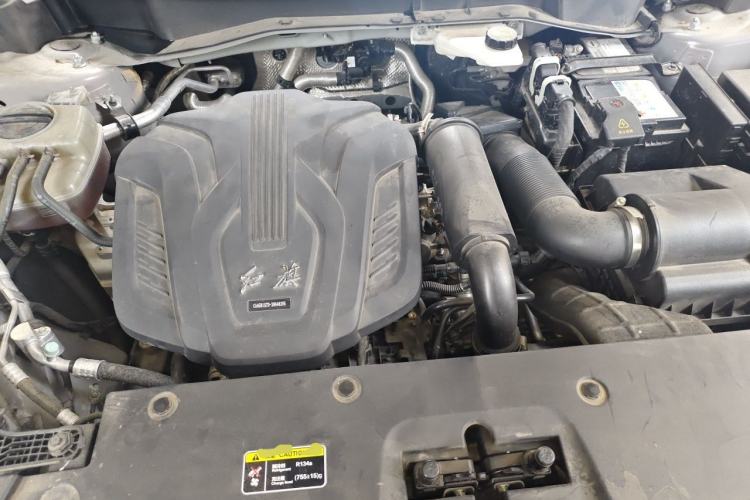 Used Hongqi HS3 2023 1.5T Two-Wheel Drive Shanwei Edition Engine Bay