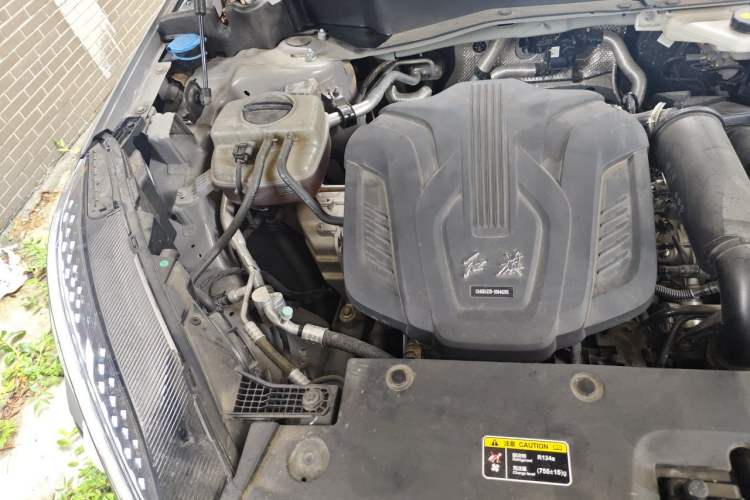 Used Hongqi HS3 2023 1.5T Two-Wheel Drive Shanwei Edition Engine Bay Right