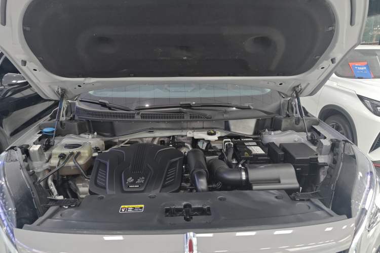 Used Hongqi HS3 2023 1.5T Two-Wheel Drive Shanwei Edition Engine Bay