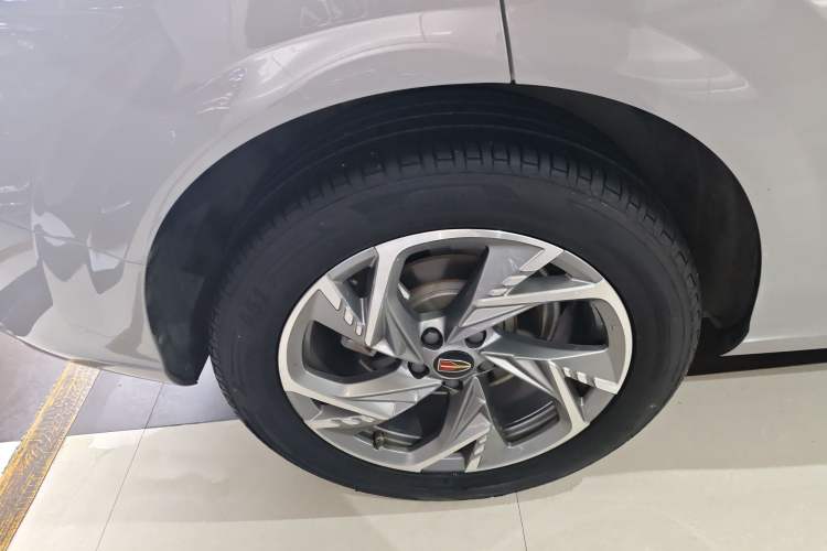 Used Hongqi HS3 2023 2.0T Two-Wheel Drive Available Version Exterior 5