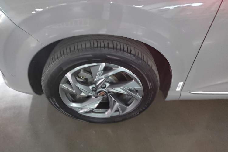Used Hongqi HS3 2023 2.0T All-Wheel-Drive Youwei Version Exterior 7