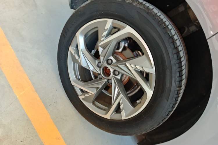 Used Hongqi HS3 2023 2.0T All-Wheel-Drive Youwei Version Exterior 8