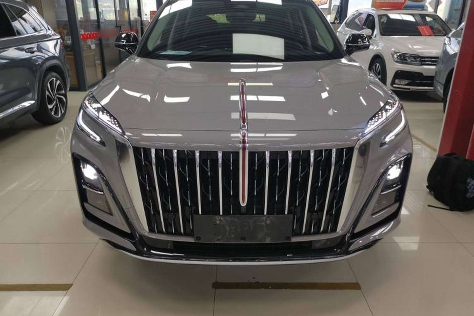Used Hongqi HS3 2023 2.0T All-Wheel-Drive Youwei Version Front