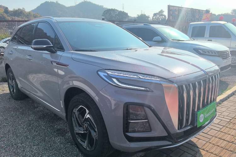Used Hongqi HS3 2023 1.5T Two-Wheel Drive Shanwei Edition Front Right 45 Deg