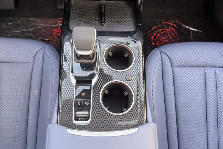 Used Hongqi HS3 2023 2.0T All-Wheel-Drive Youwei Version Gear Lever