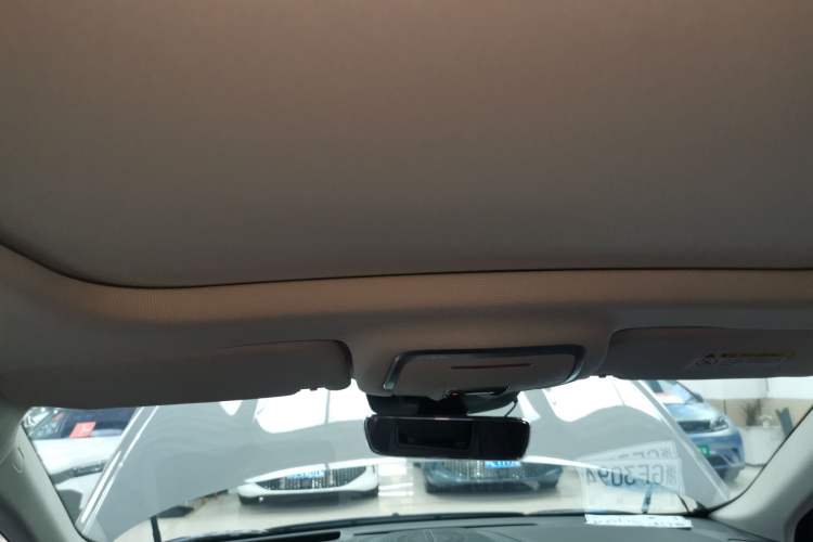 Used Hongqi HS3 2023 2.0T All-Wheel-Drive Youwei Version Headliner