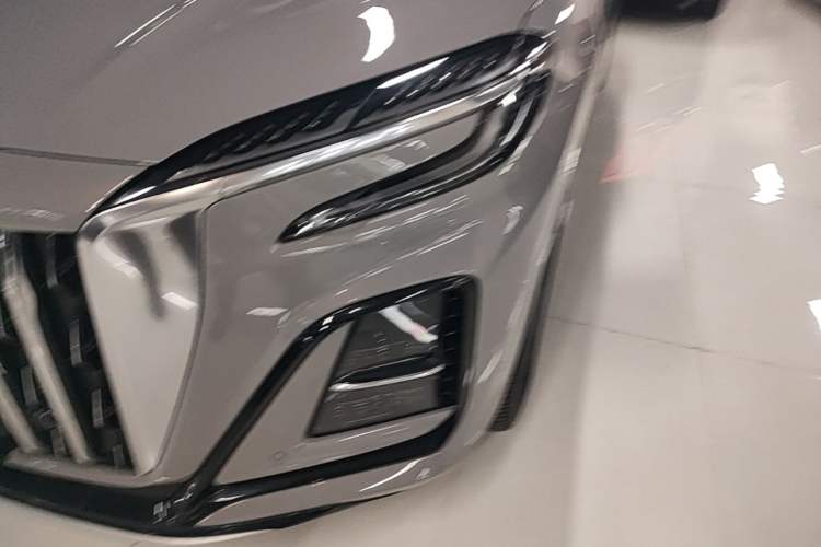 Used Hongqi HS3 2023 2.0T All-Wheel-Drive Youwei Version Left Front Headlight