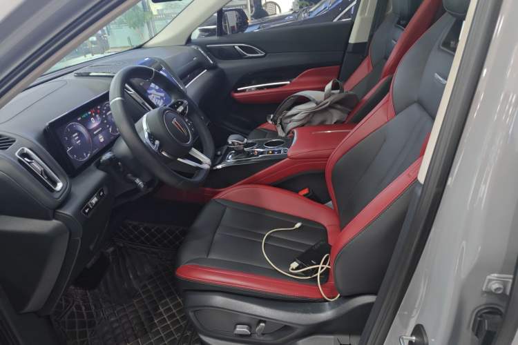 Used Hongqi HS3 2023 1.5T Two-Wheel Drive Shanwei Edition Left Front Seat