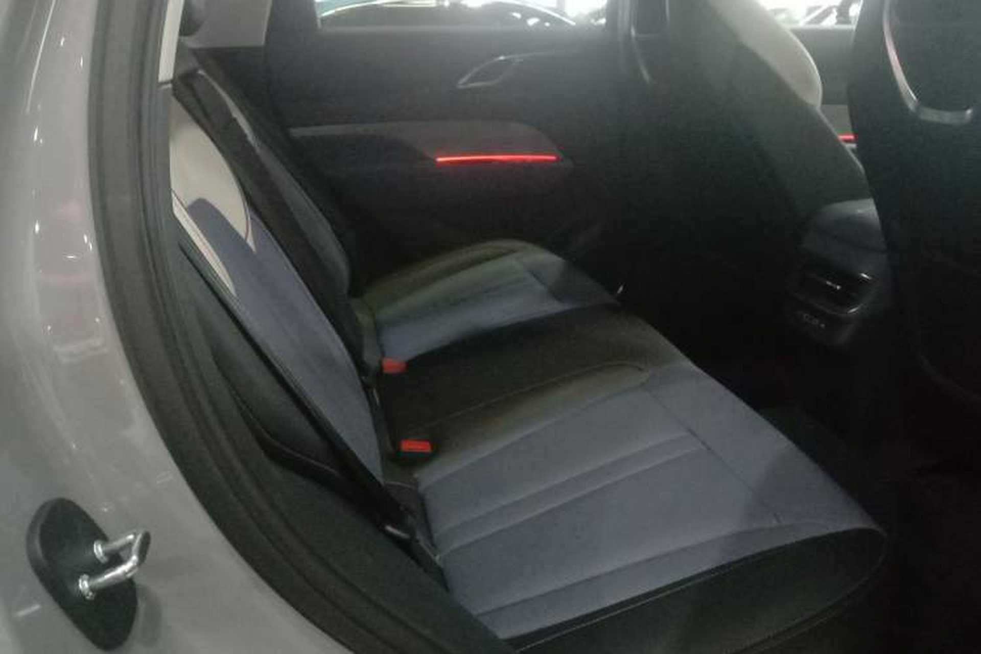Used Hongqi HS3 2023 2.0T All-Wheel-Drive Youwei Version Right Rear Seat