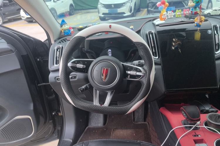 Used Hongqi HS3 2023 1.5T Two-Wheel Drive Shanwei Edition Steering Wheel