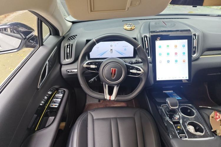 Used Hongqi HS3 2023 1.5T Two-Wheel Drive Shanwei Edition Steering Wheel